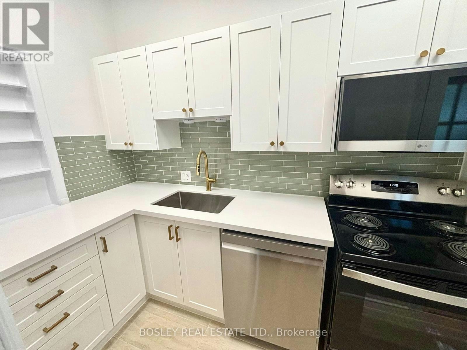 MAIN-100 Dowling Avenue, Toronto, ON, M6K 3A4 - 15