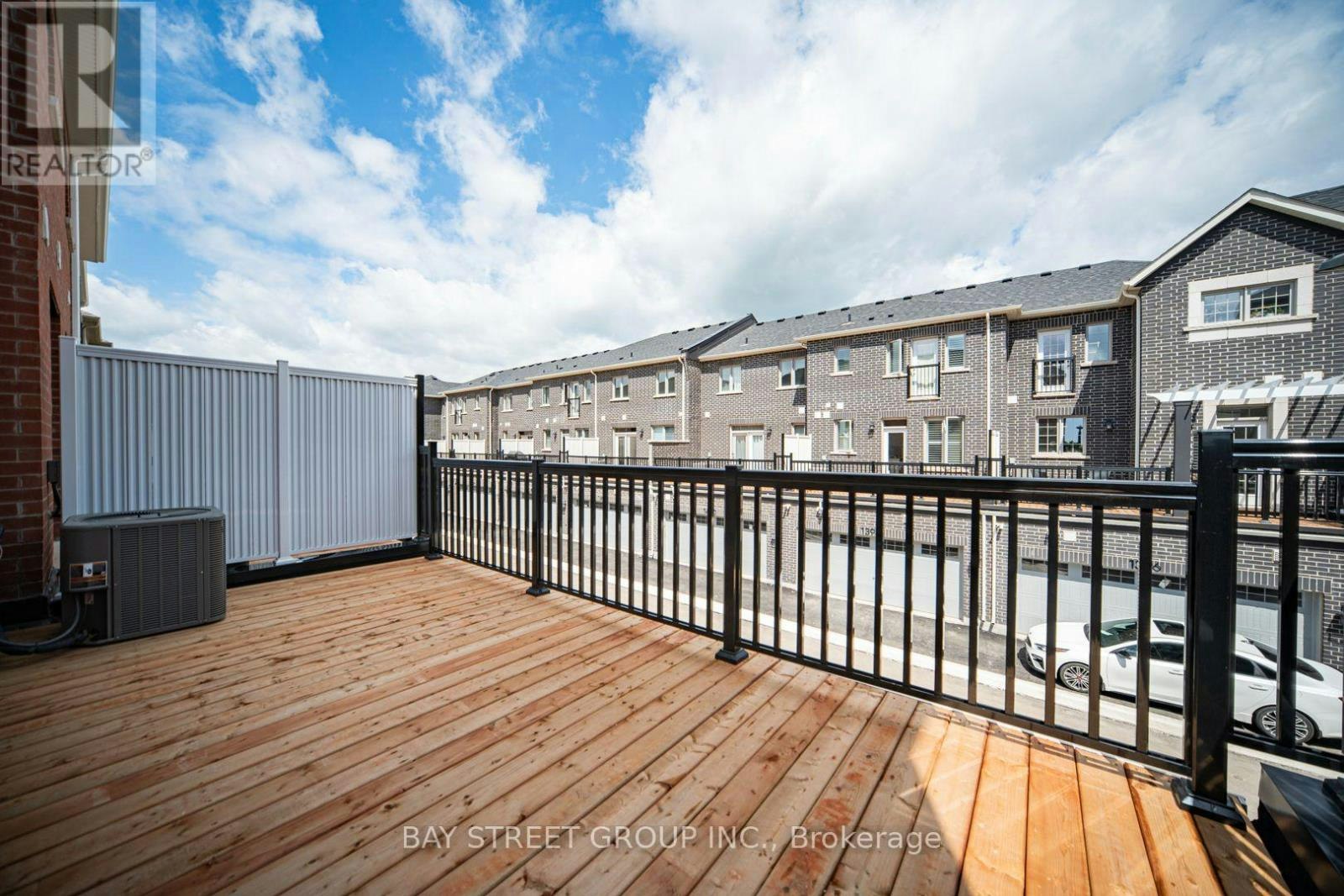 1403 William Halton Parkway, Oakville, ON, L6M 5N8 - 3