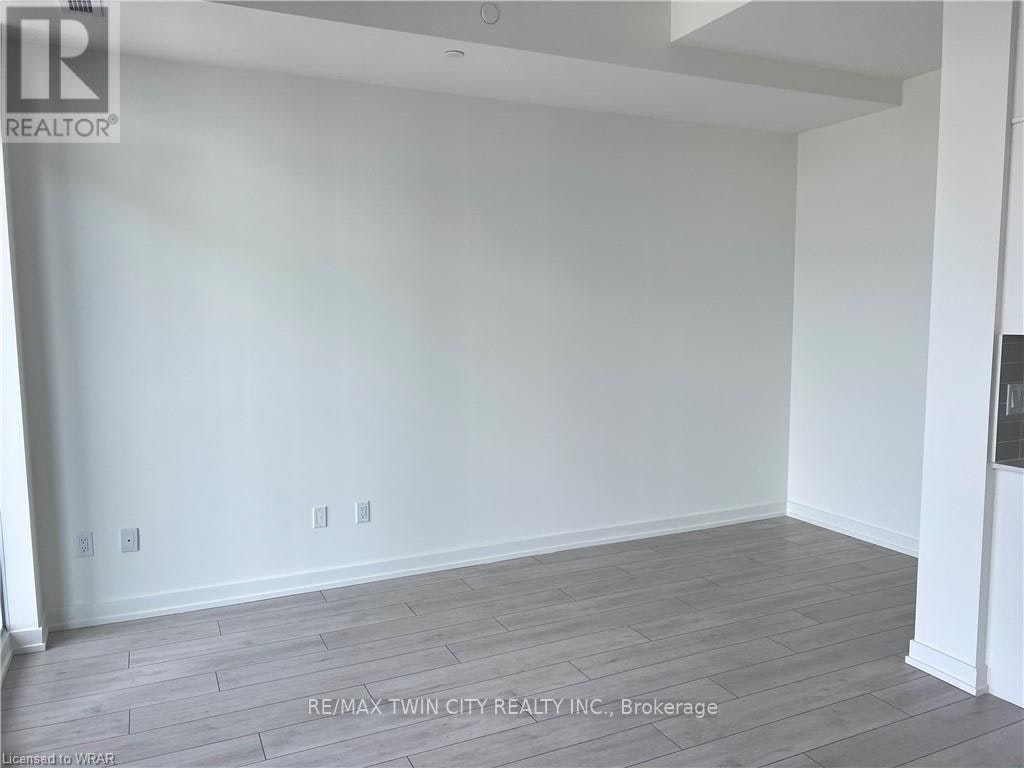 55 Duke Street, Kitchener, ON, N2H 0C9 - 11