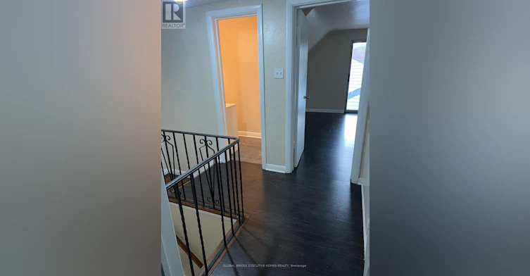 35 Luverne Avenue, Toronto, ON, M3H 1R7 - 10