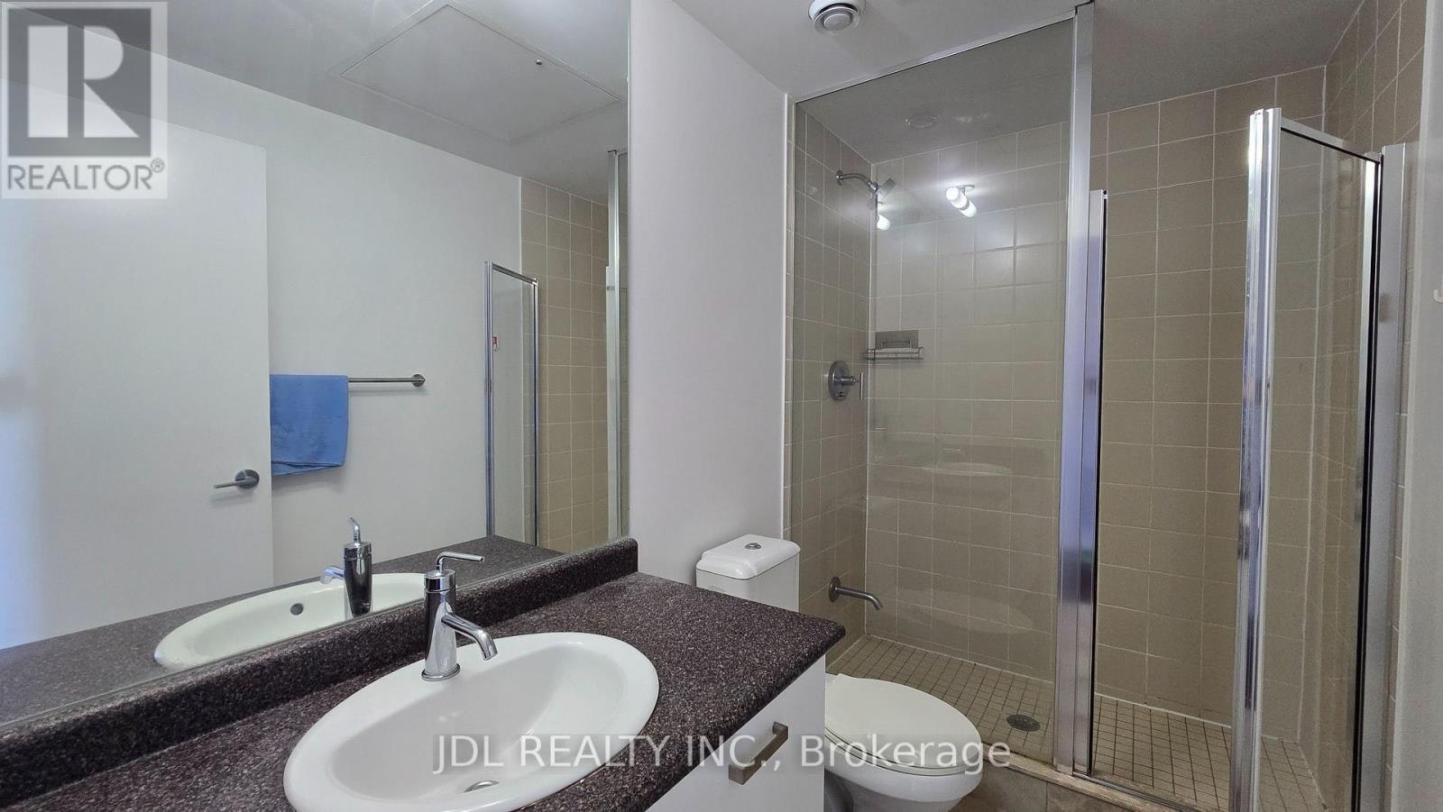 4702-832 Bay Street, Toronto, ON, M5S 1Z6 - 7