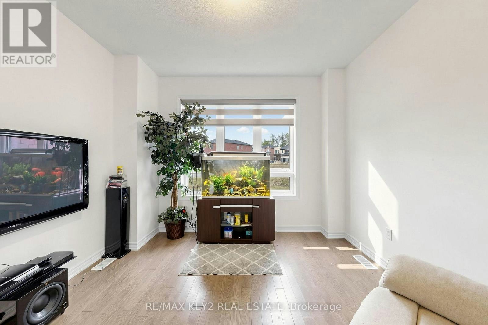 2955 Starlight Drive, Pickering, ON, L1X 0S1 - 5