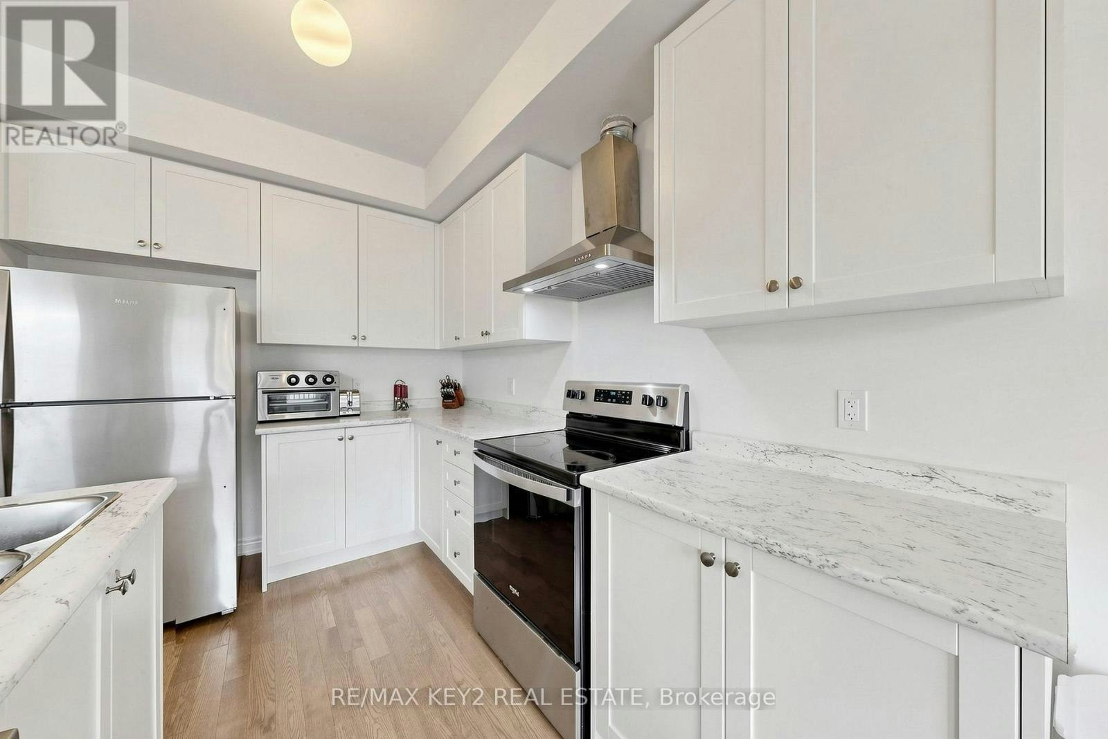 2955 Starlight Drive, Pickering, ON, L1X 0S1 - 12