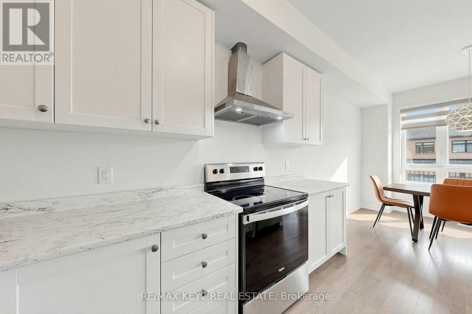 2955 Starlight Drive, Pickering, ON, L1X 0S1 - 10