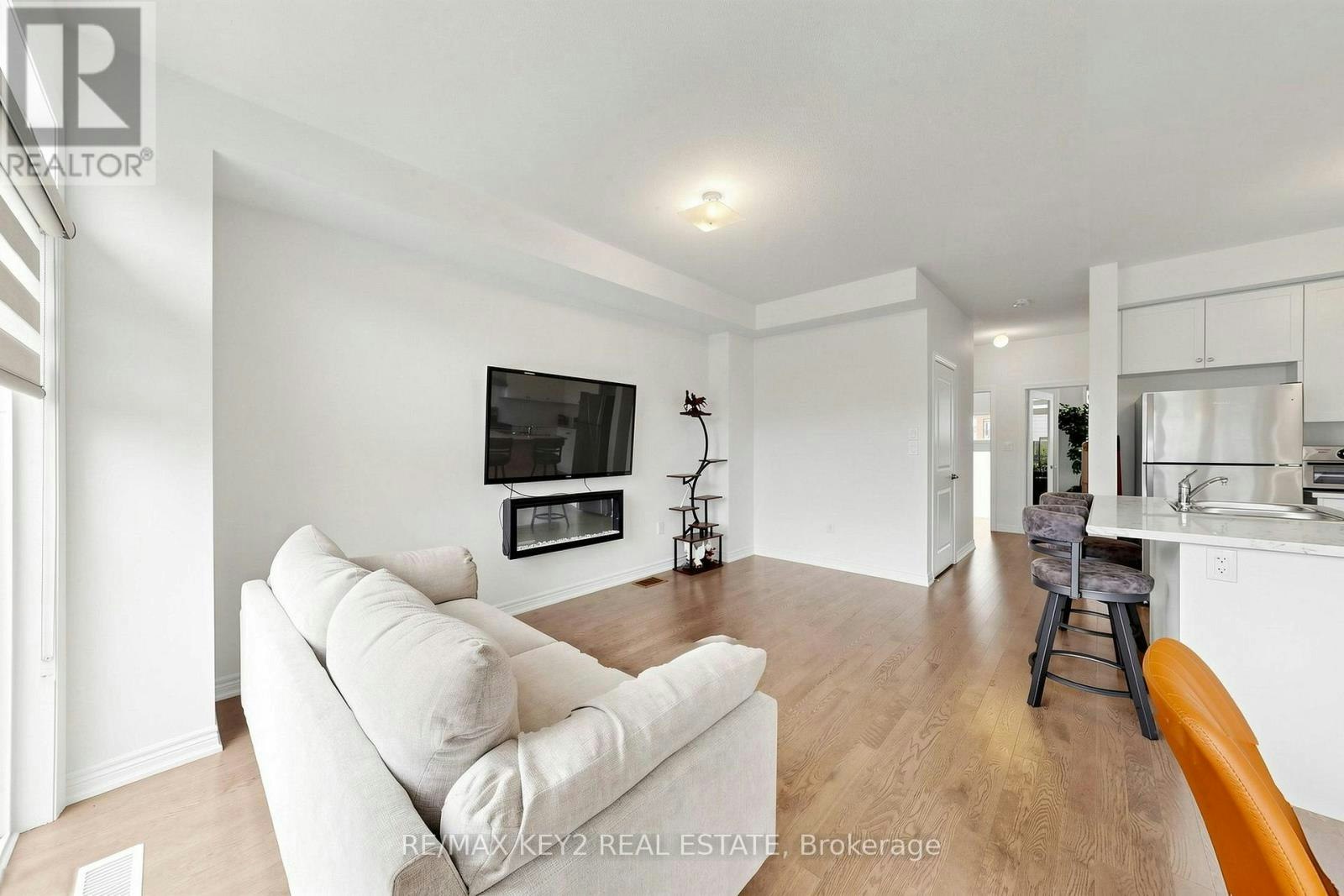 2955 Starlight Drive, Pickering, ON, L1X 0S1 - 6
