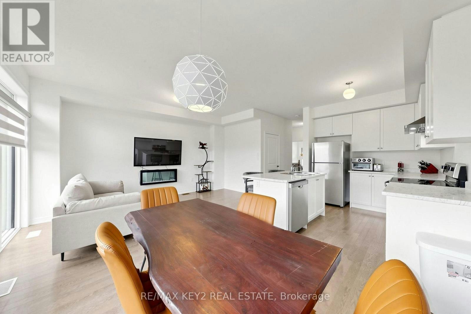 2955 Starlight Drive, Pickering, ON, L1X 0S1 - 17