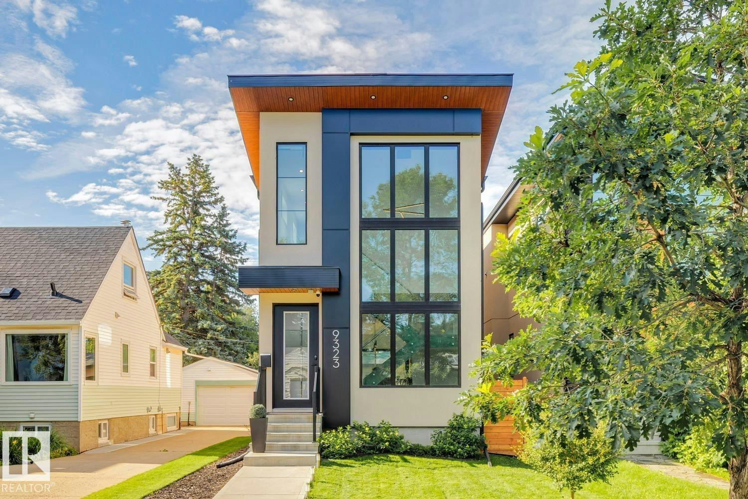9323 75 Avenue NW, Edmonton, AB, T6E 1H3