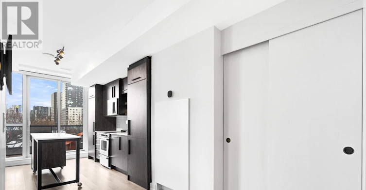 1403-560 Rideau Street, Ottawa, ON, K1N 5Z8 - 7
