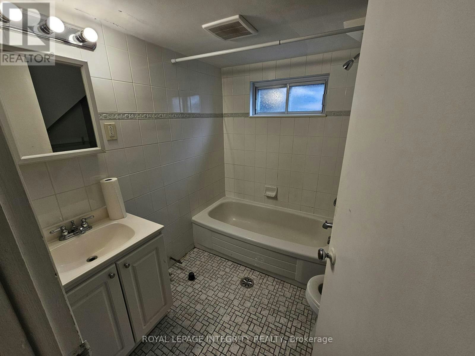 2150 Lemay Crescent, Ottawa, ON, K1G 2X4 - 20
