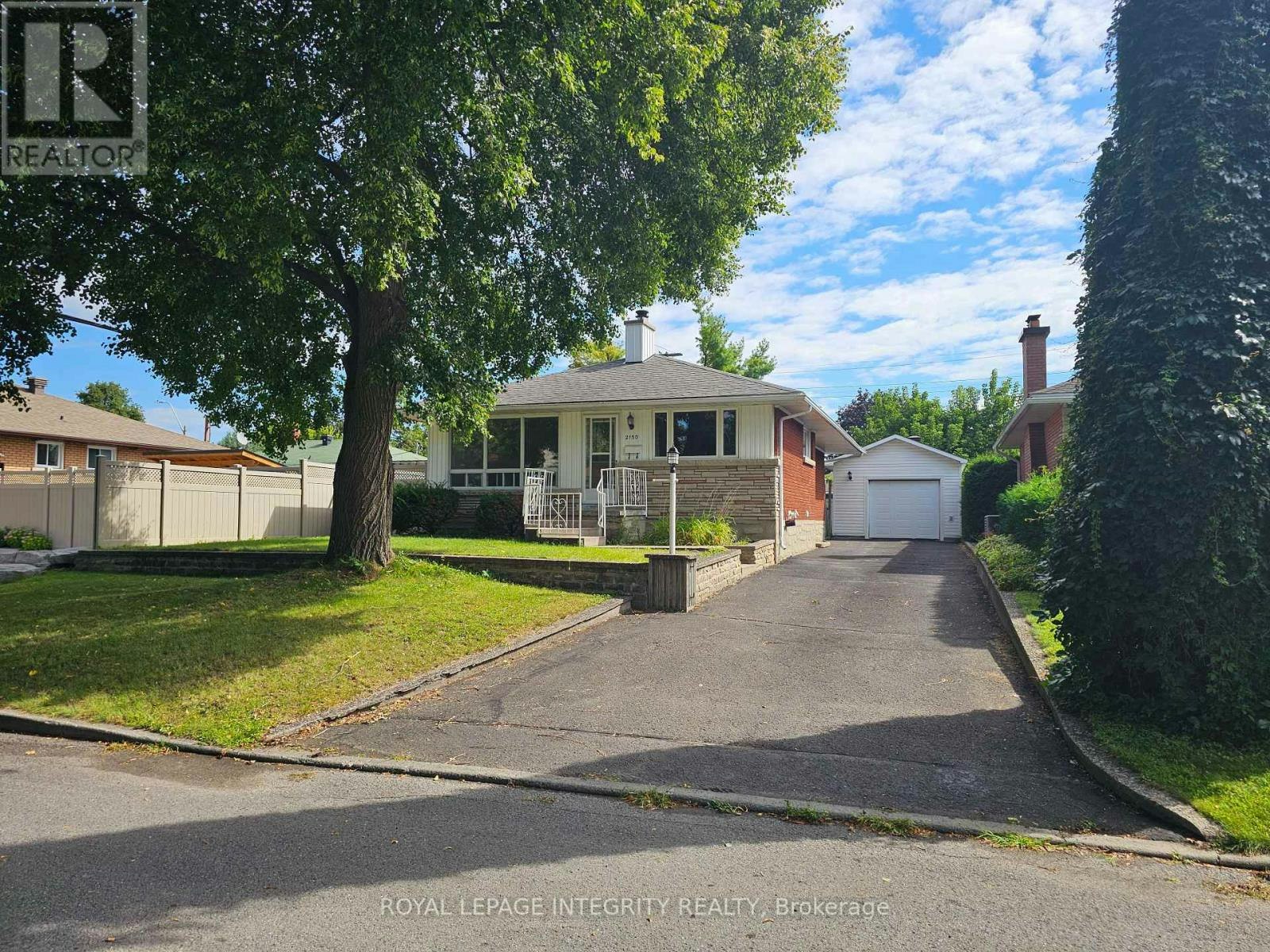 2150 Lemay Crescent, Ottawa, ON, K1G 2X4 - 2