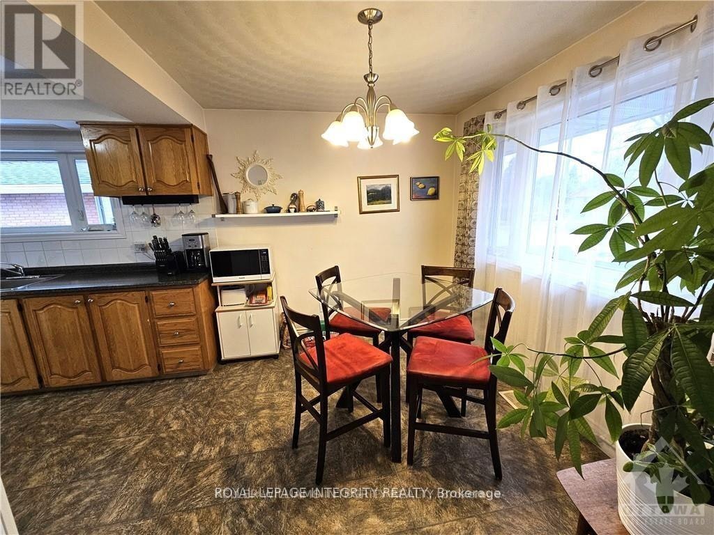 2150 Lemay Crescent, Ottawa, ON, K1G 2X4 - 11