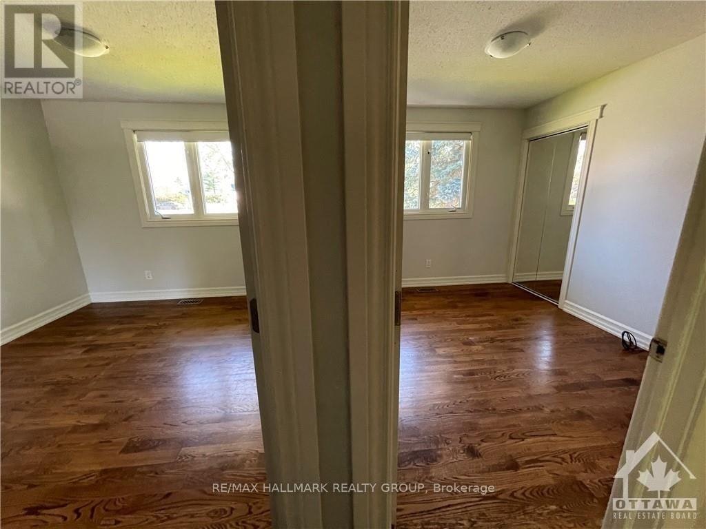 2 Indian Road, Ottawa, ON, K2G 1N4 - 5