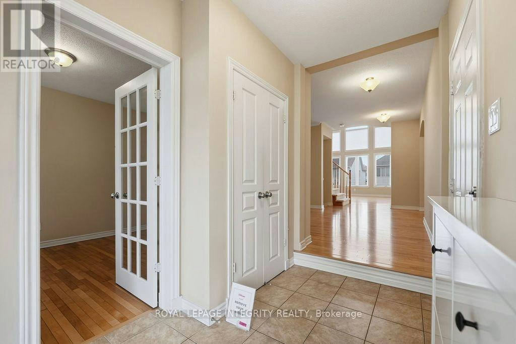 195 Keyrock Drive, Ottawa, ON, K2T 0A9 - 6