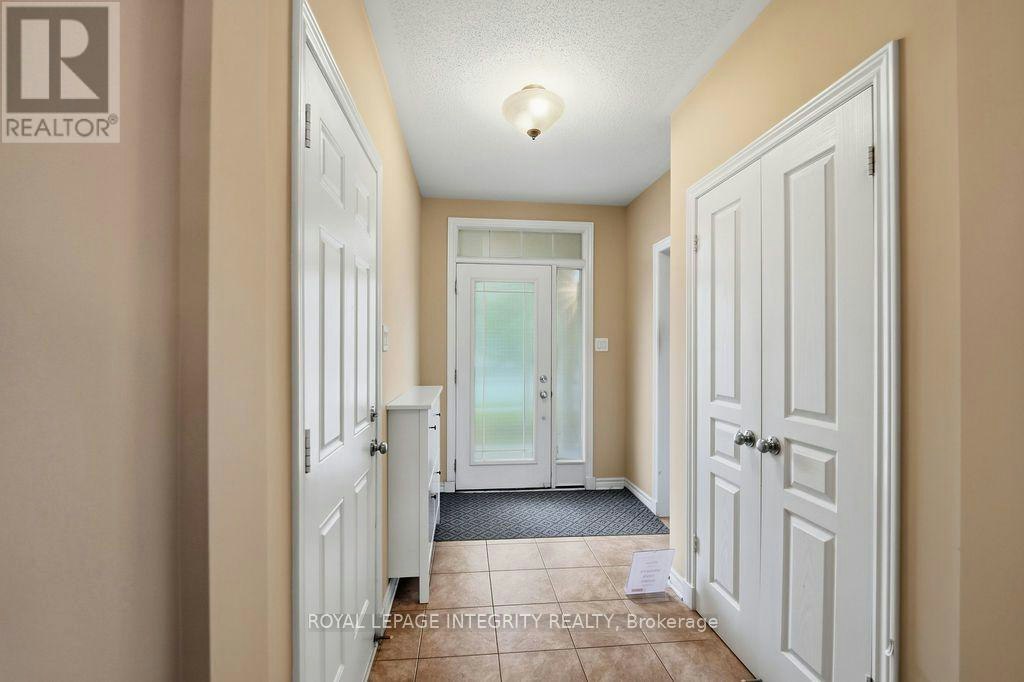 195 Keyrock Drive, Ottawa, ON, K2T 0A9 - 10