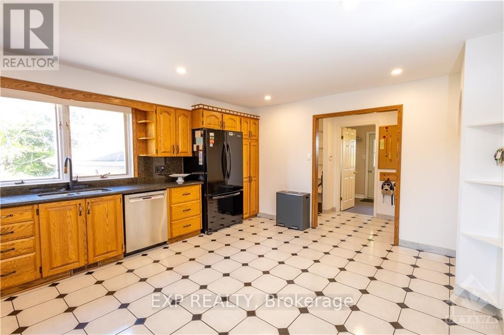 5849 Third Line Road, Ottawa, ON, K0A 2T0 - 9