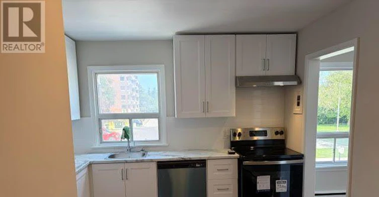 1-254 Kerr Street, Oakville, ON, L6K 3B2 - 4