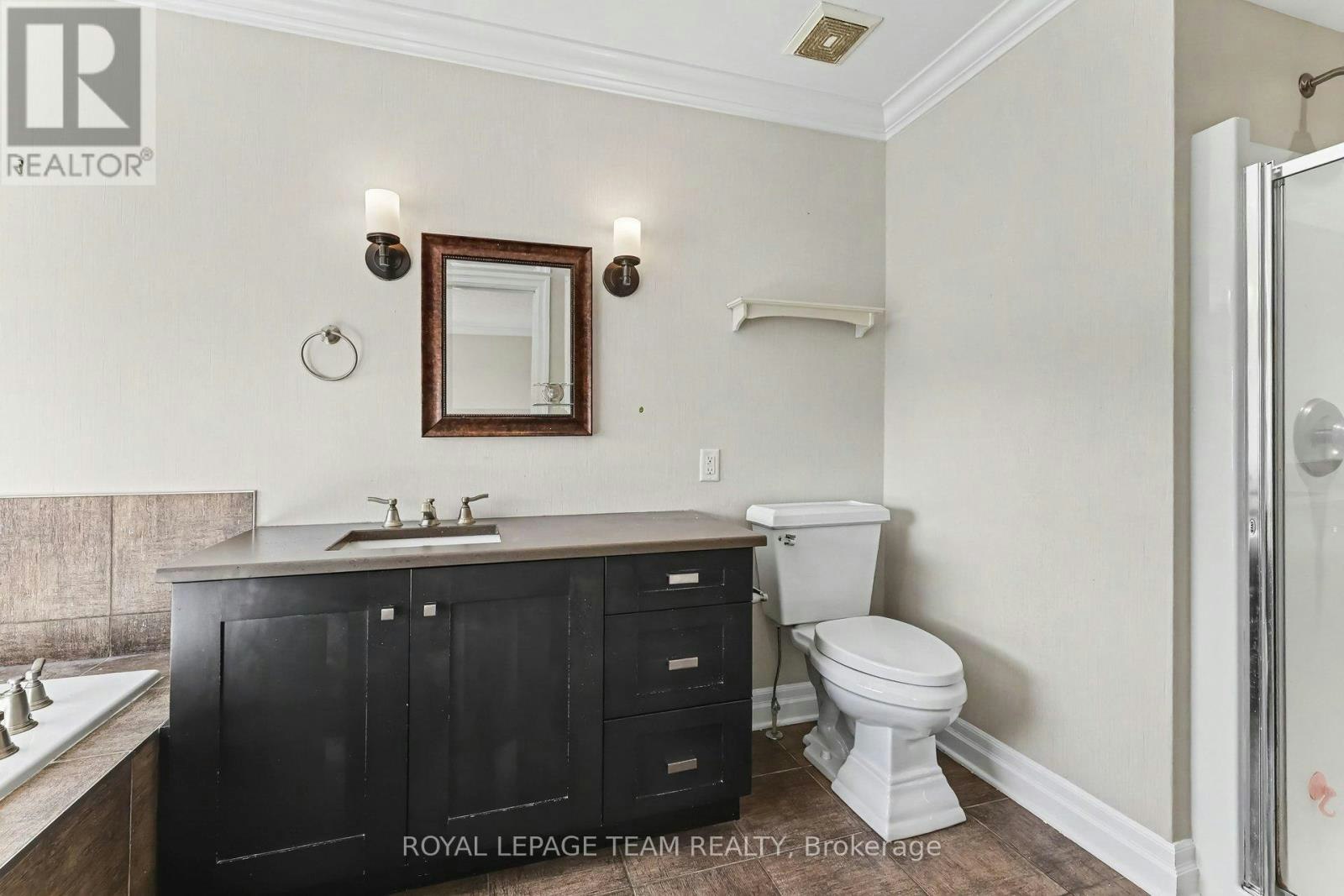 406 Heathrow Private, Ottawa, ON, K2S 0M9 - 12