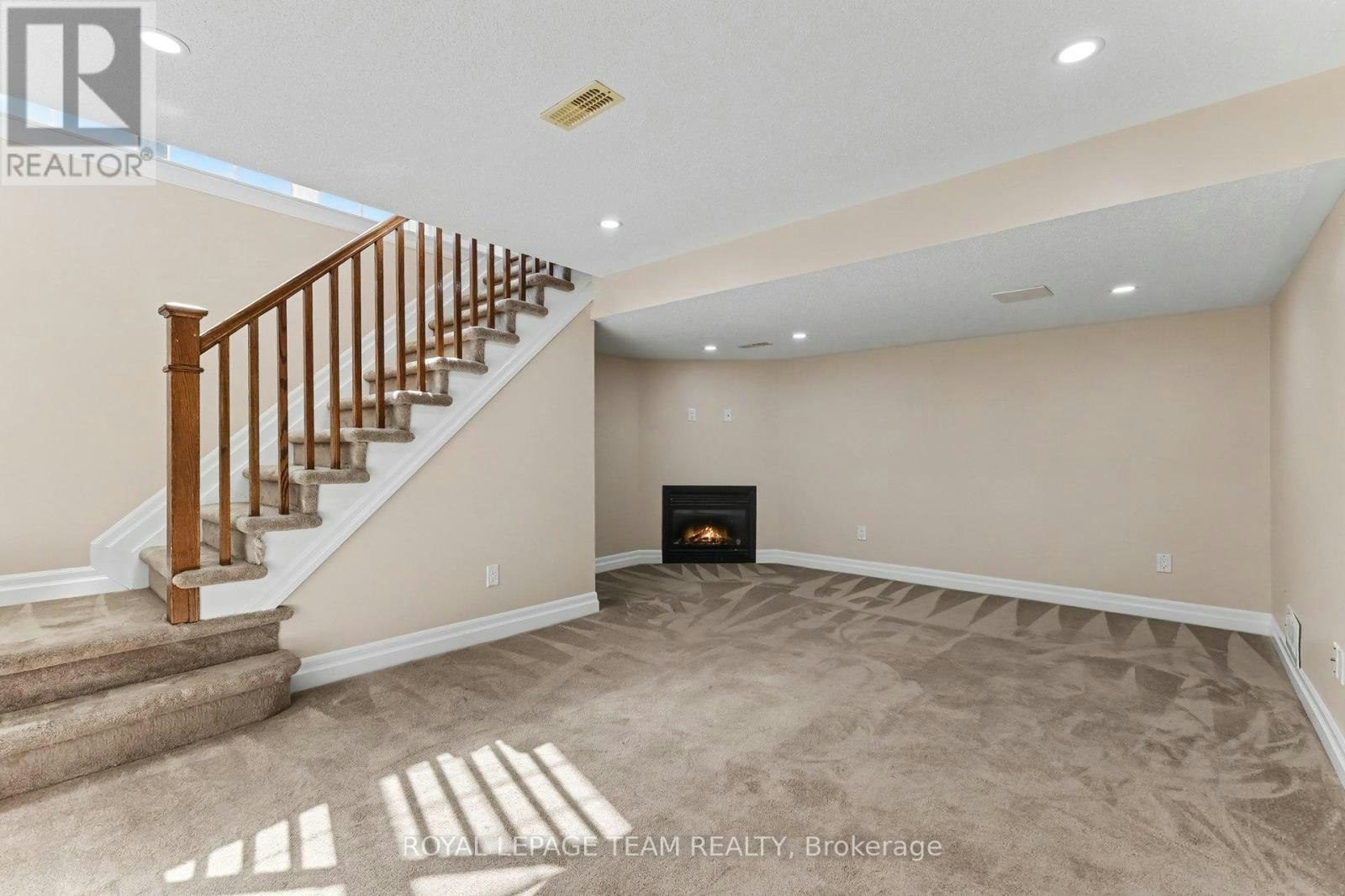 406 Heathrow Private, Ottawa, ON, K2S 0M9 - 14
