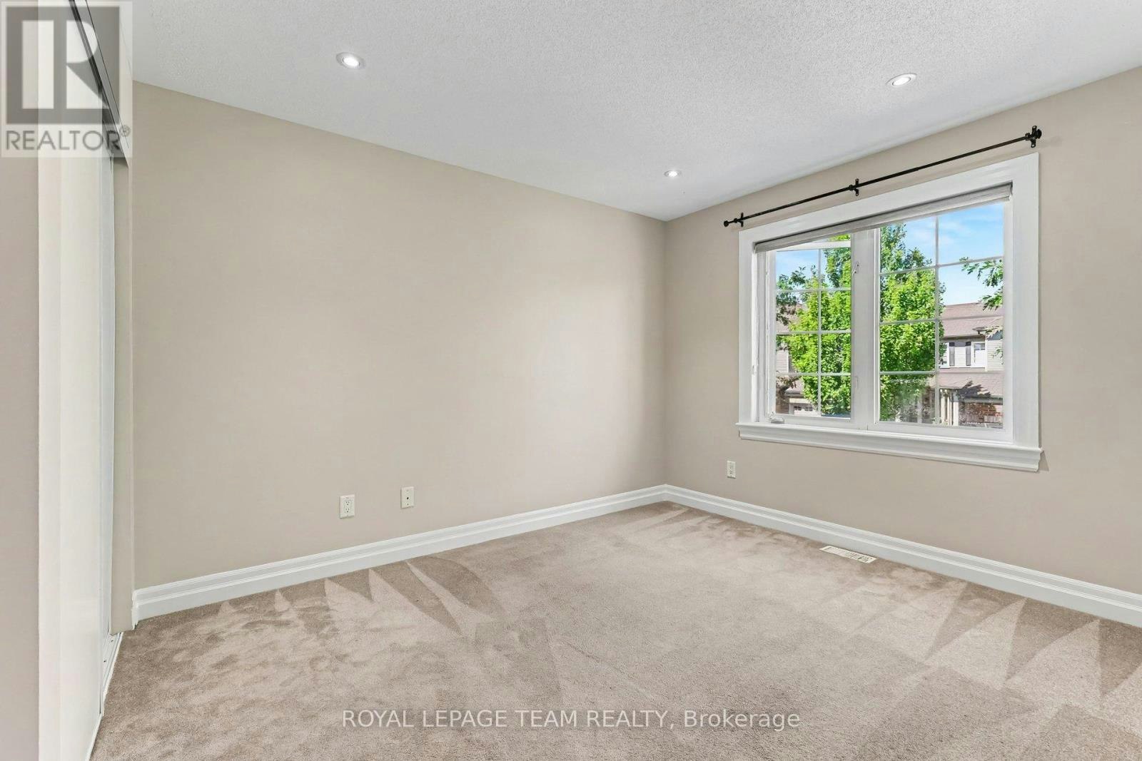 406 Heathrow Private, Ottawa, ON, K2S 0M9 - 11