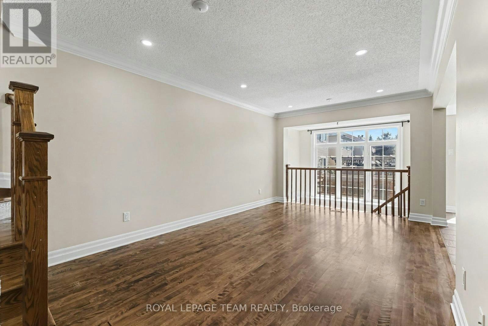 406 Heathrow Private, Ottawa, ON, K2S 0M9 - 4
