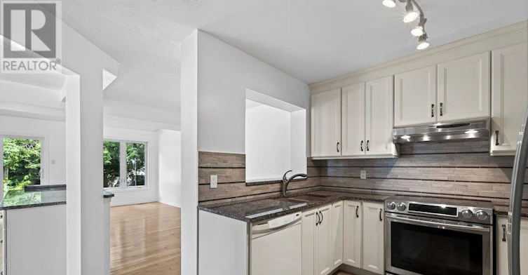 83 Kathleen Crescent, Ottawa, ON, K2S 1L8 - 19