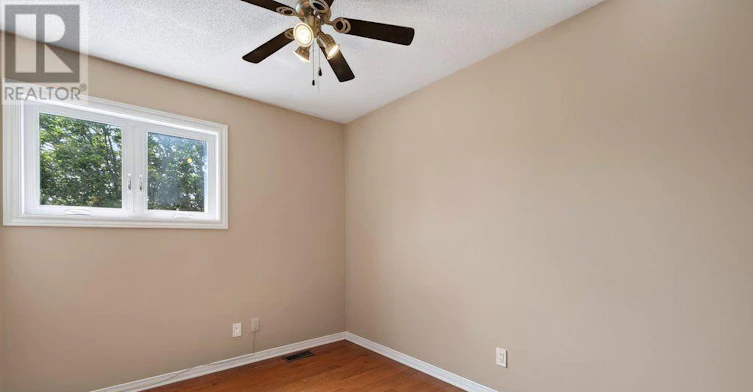 83 Kathleen Crescent, Ottawa, ON, K2S 1L8 - 25