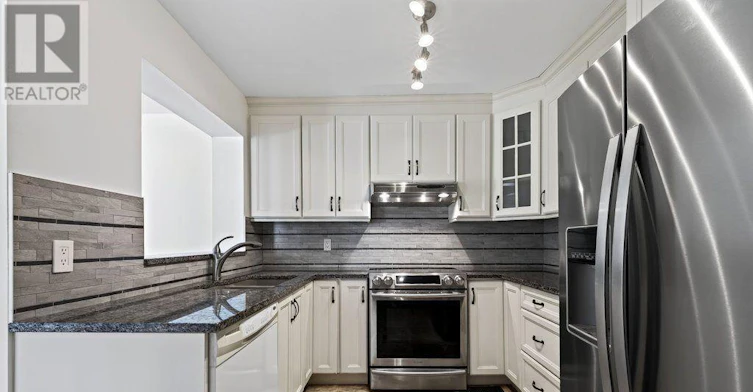 83 Kathleen Crescent, Ottawa, ON, K2S 1L8 - 17