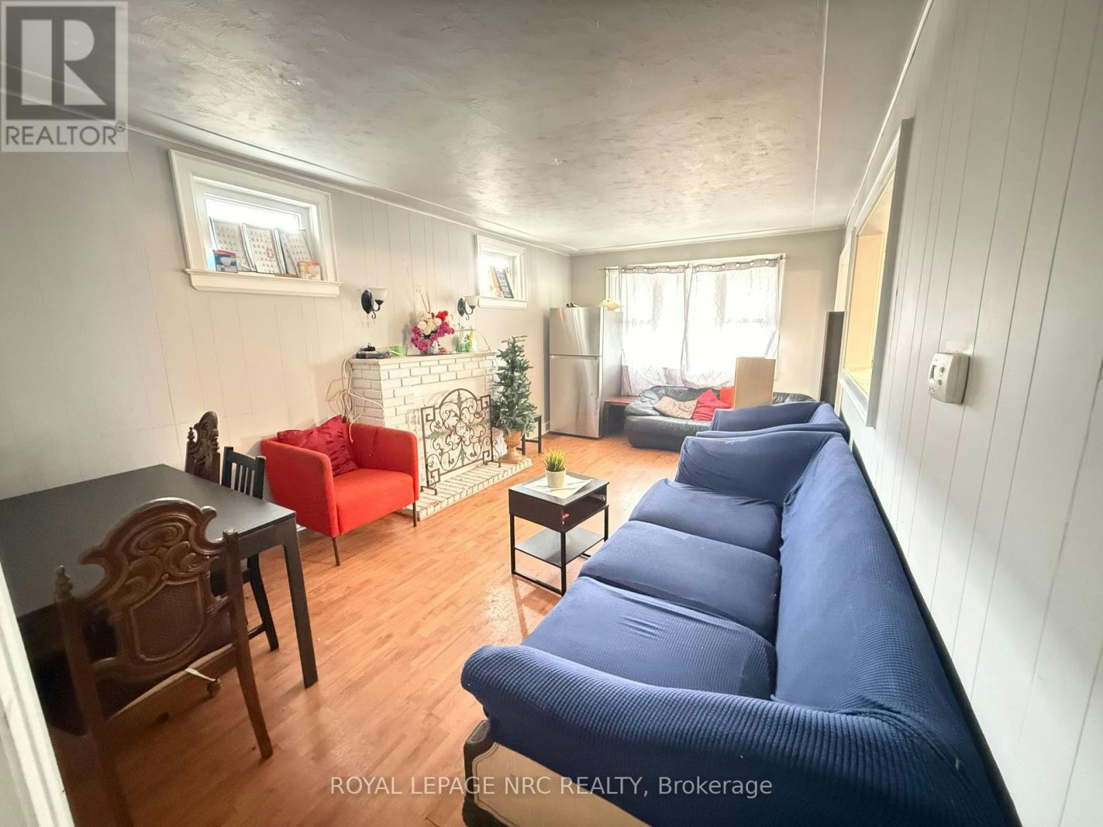 5583 Byng Avenue, Niagara Falls, ON, L2G 5C6 - 2