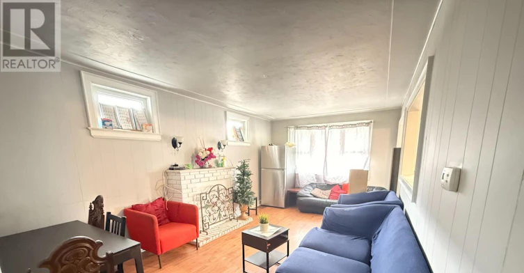 5583 Byng Avenue, Niagara Falls, ON, L2G 5C6 - 2