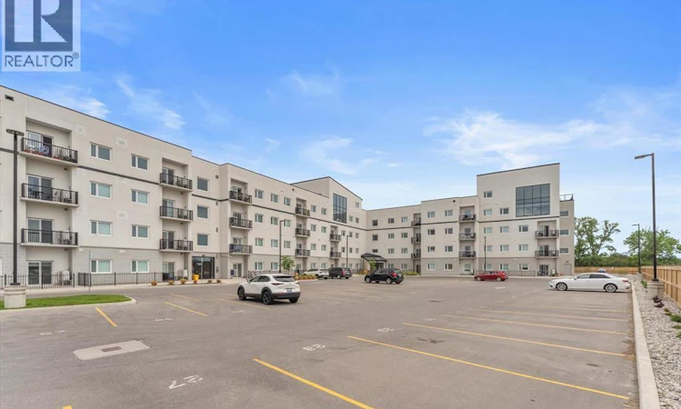312-1900 6th Concession Road