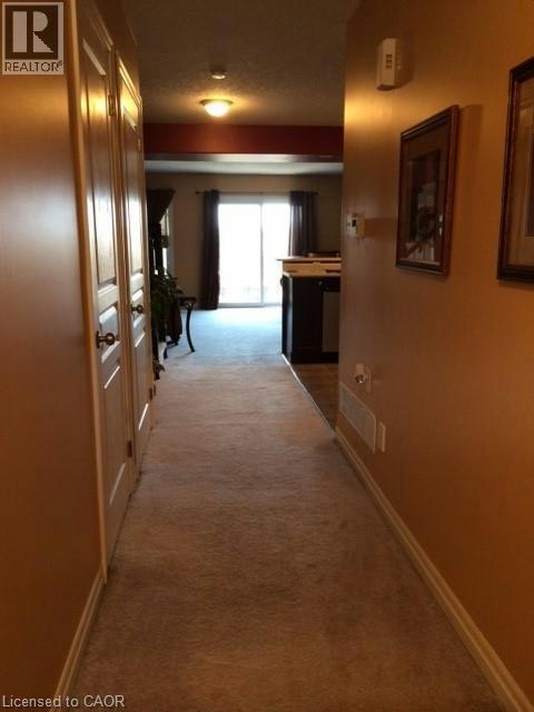 11-105 Pinnacle Drive, Kitchener, ON, N2P 1B8 - 7