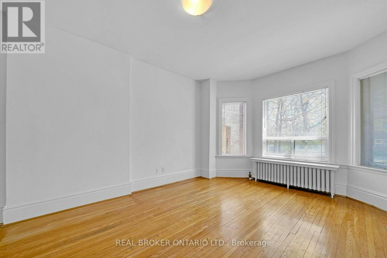 2-16 Foxbar Road, Toronto, ON, M4V 2G6 - 5