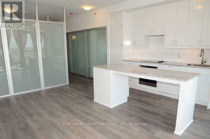 3509-426 University Avenue, Toronto, ON, M5G 1S9 - 6