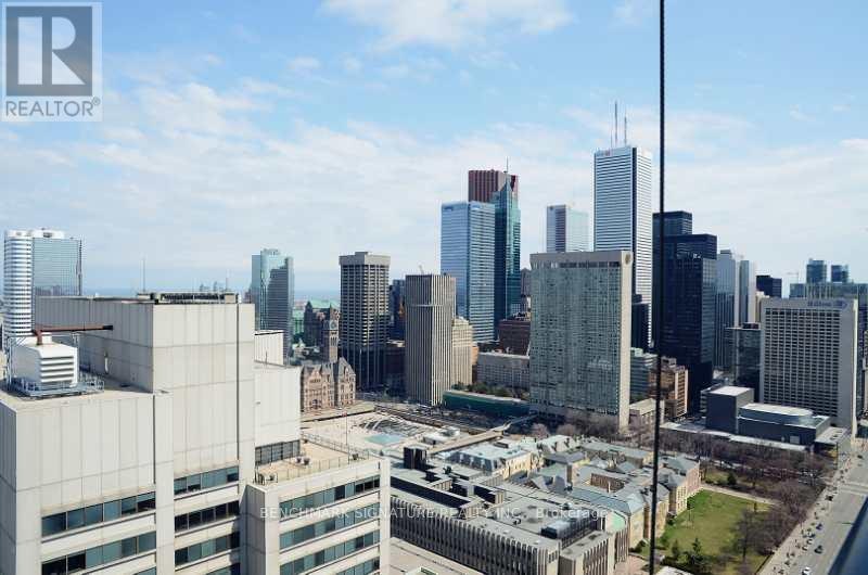 3509-426 University Avenue, Toronto, ON, M5G 1S9 - 8