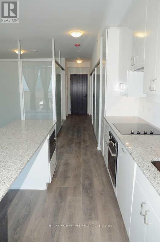 3509-426 University Avenue, Toronto, ON, M5G 1S9 - 4