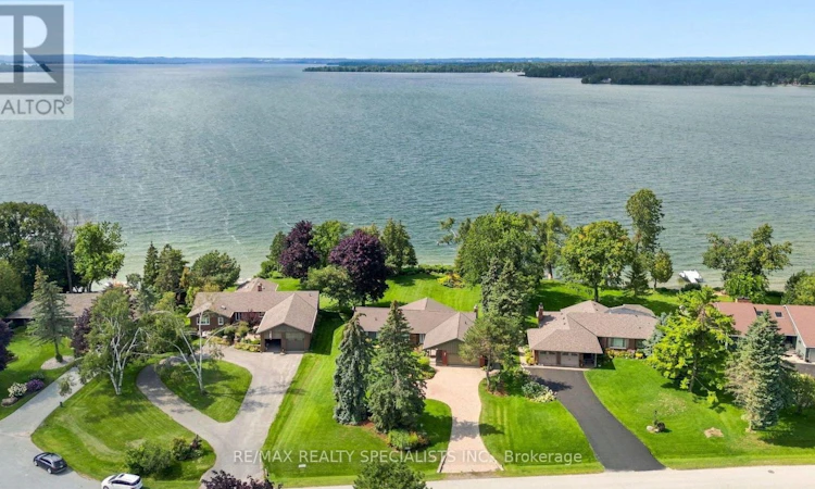 36 Thicketwood Place