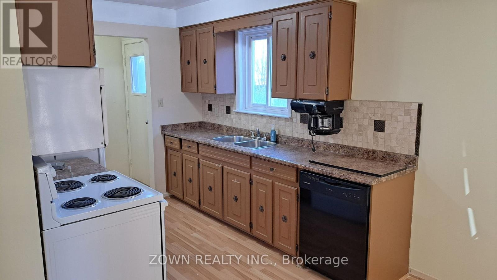 72 Norbert Road, Brampton, ON, L6Y 2K1 - 3