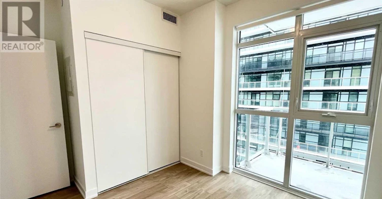 1015-251 Manitoba Street, Toronto, ON, M8Y 4G9 - 10