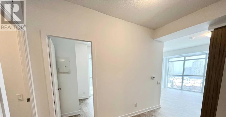 1015-251 Manitoba Street, Toronto, ON, M8Y 4G9 - 3