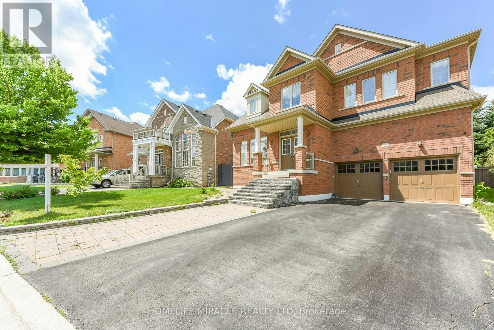 10 Danfield Court, Brampton, ON, L6Y 2X9