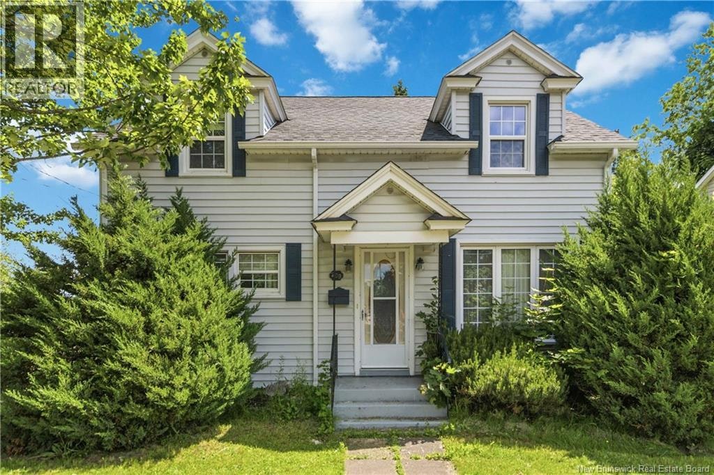 209 Broadway Street, Moncton, NB, E1A 3Y3