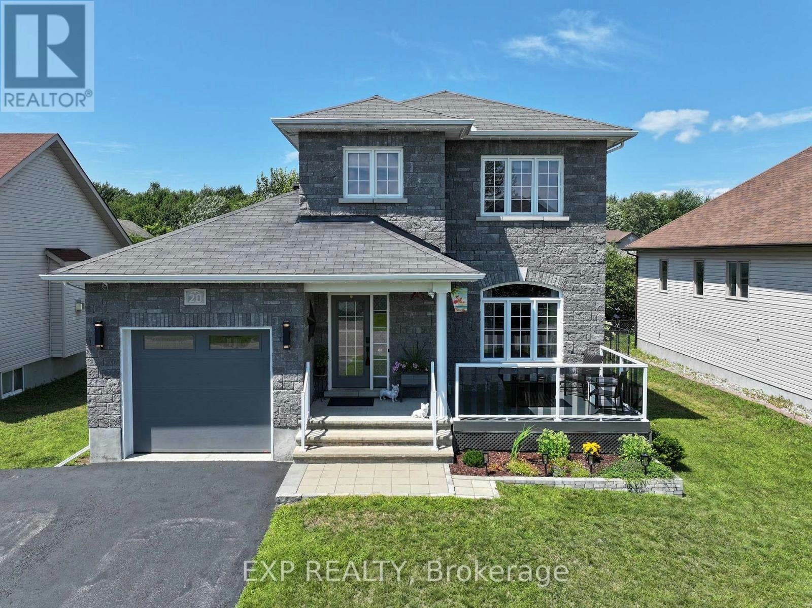 20 Dune Street, Russell, ON, K0A 2M0
