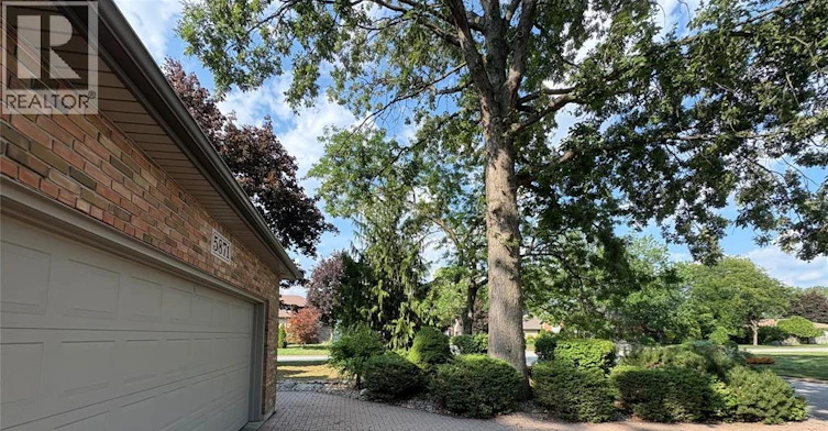 5871 Bagley Avenue, Lasalle, ON, N9H 2K6 - 46