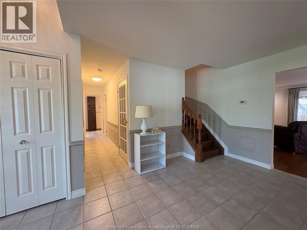 5871 Bagley Avenue, Lasalle, ON, N9H 2K6 - 5