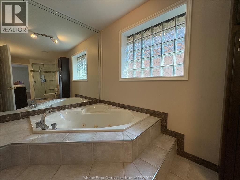 5871 Bagley Avenue, Lasalle, ON, N9H 2K6 - 21