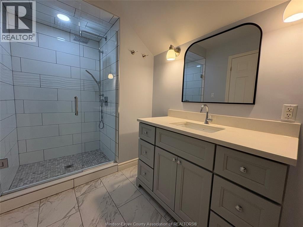 5871 Bagley Avenue, Lasalle, ON, N9H 2K6 - 28