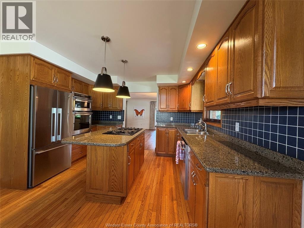 5871 Bagley Avenue, Lasalle, ON, N9H 2K6 - 8