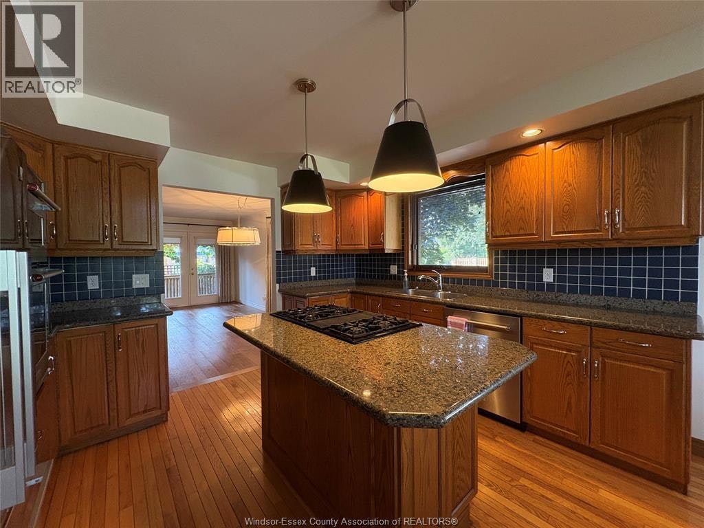 5871 Bagley Avenue, Lasalle, ON, N9H 2K6 - 9