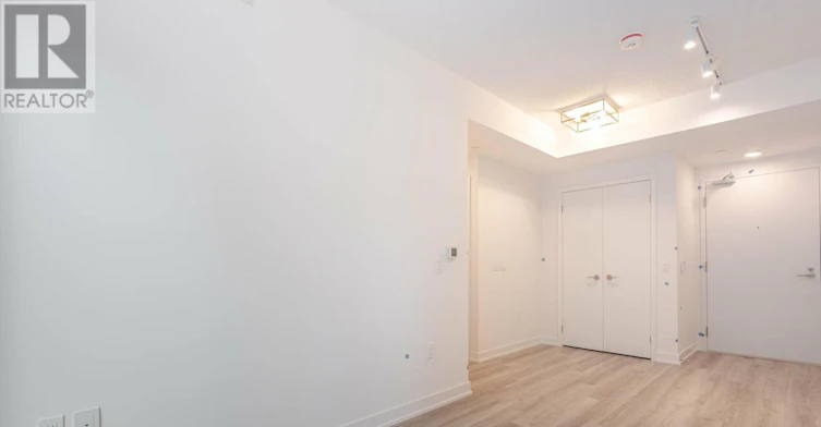 802-238 Simcoe Street, Toronto, ON, M5T 0E2 - 17