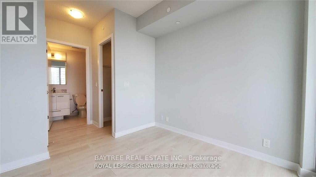 1203-2221 Yonge Street, Toronto, ON, M4S 2B5 - 8